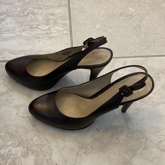 Nine West Chocolate Brown Slingback Pumps - Picture 3 of 7